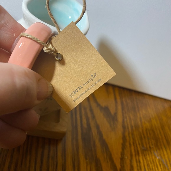 Mud Pie Floral Ceramic Sugar and Creamer set on Wood Tray NWT 2021 - Picture 9 of 12